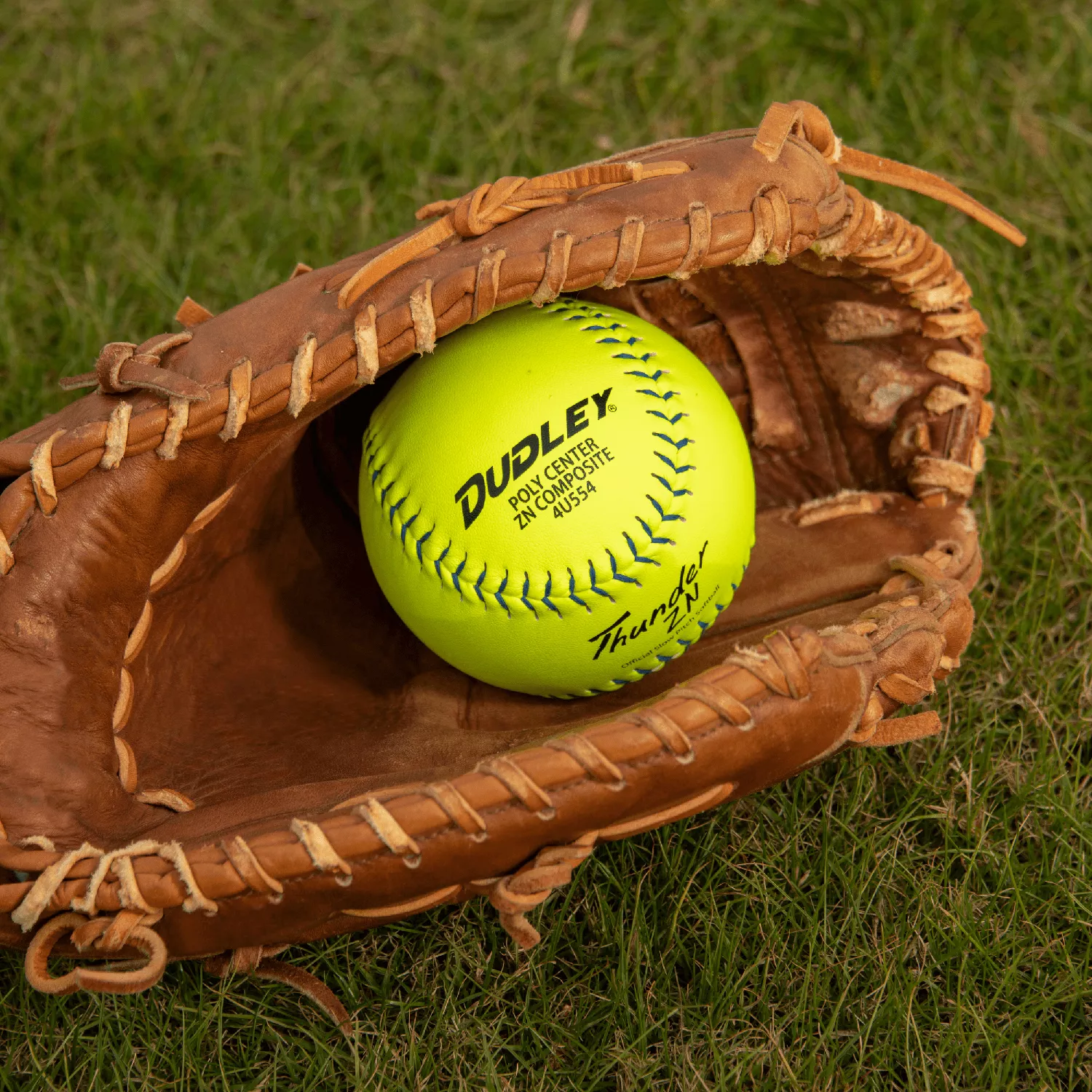 Dudley 12'' USSSA Thunder ZN Pro-M Stamp Slow Pitch Softballs - 6 Pack 3 Dudley 12'' USSSA Thunder ZN Pro-M Stamp Slow Pitch Softballs - 6 Pack - Image 3