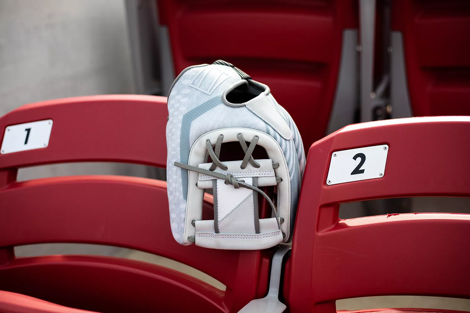 Rawlings 11.75" REV1X Series Fastpitch Glove 2023 6 Rawlings 11.75" REV1X Series Fastpitch Glove 2023 - Image 6