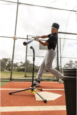 SKLZ Travel Batting Tee Elite 25 SKLZ Travel Batting Tee Elite -Rawlings Sport Gears Store SKLZ 94972 TravelTeeElite Lifestyle3