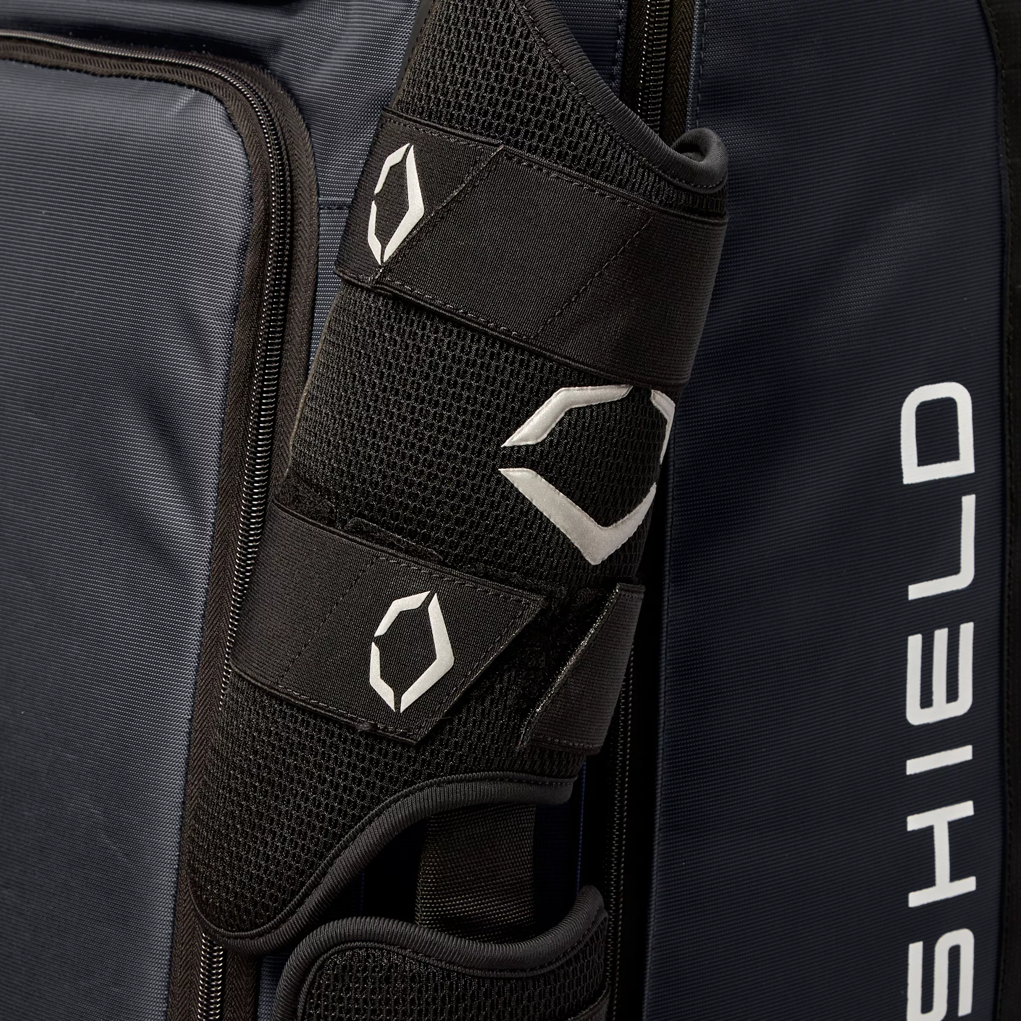 EvoShield Standout Wheeled Bag 10 EvoShield Standout Wheeled Bag - Image 10